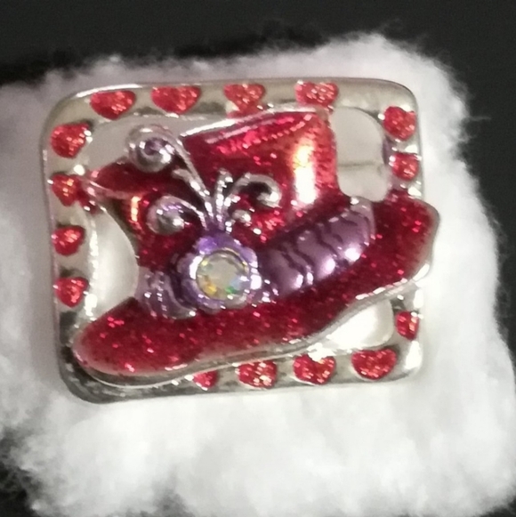 Vintage Jewelry - Vintage Red Glitter Enameled Fedora Hat Brooch Pin